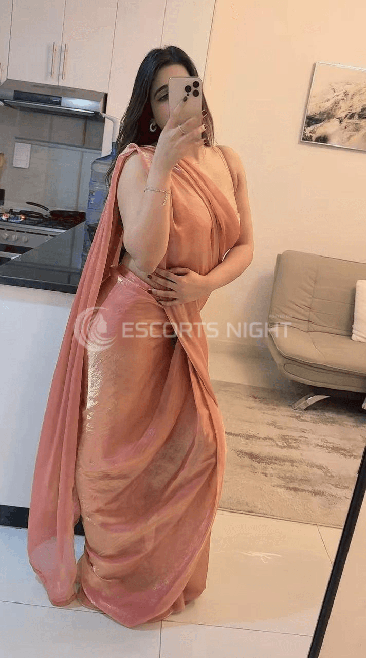 Call Girls in Connaught Place , Delhi